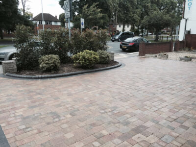 gallery-block_paving-2016-07-04_12-54-29_11_uxbridge_45_edinburgh_dr