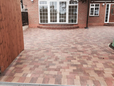gallery-block_paving-2016-07-04_17-19-34_10_slough_9_the_green